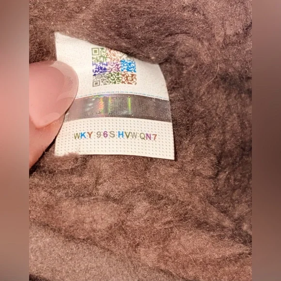 UGG Tasman Caspian Slippers EUC - Picture 11 of 12